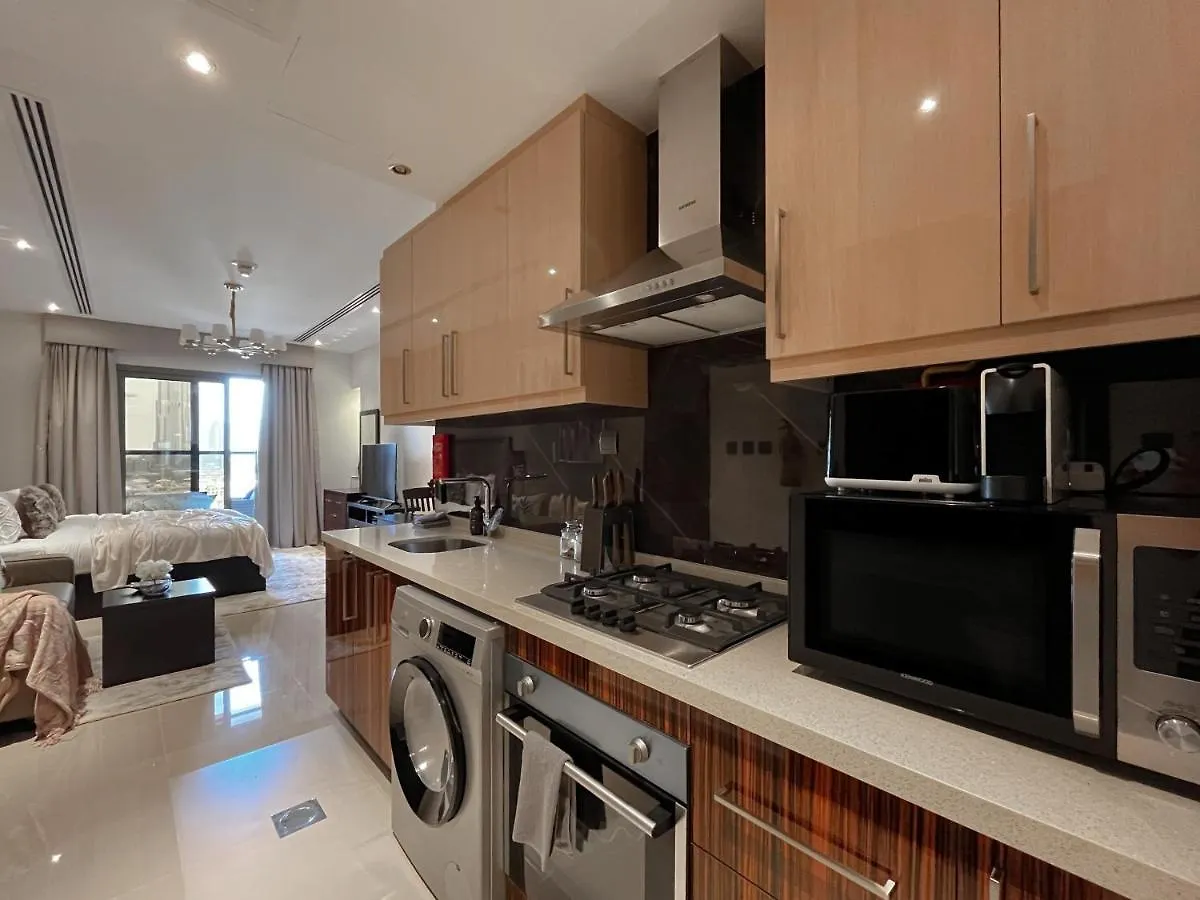 Trophy - Sky High Haven Suite Dubai Apartment